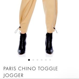 Paris Chino toggle jogger